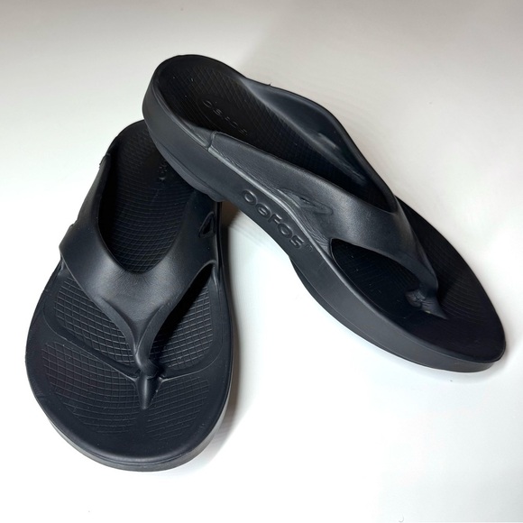 OOFOS OOriginal Unisex M-8 W-10 Thong Sandals Black Comfort Recovery Flip Flops - Picture 7 of 10